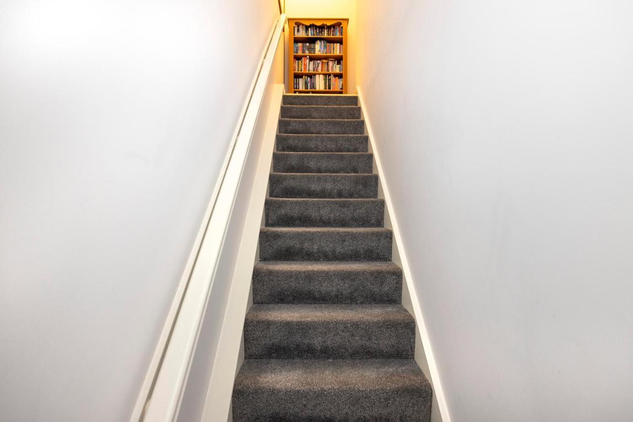 Apartamento Joivy Modern Flat With Free Parking Edimburgo Exterior foto