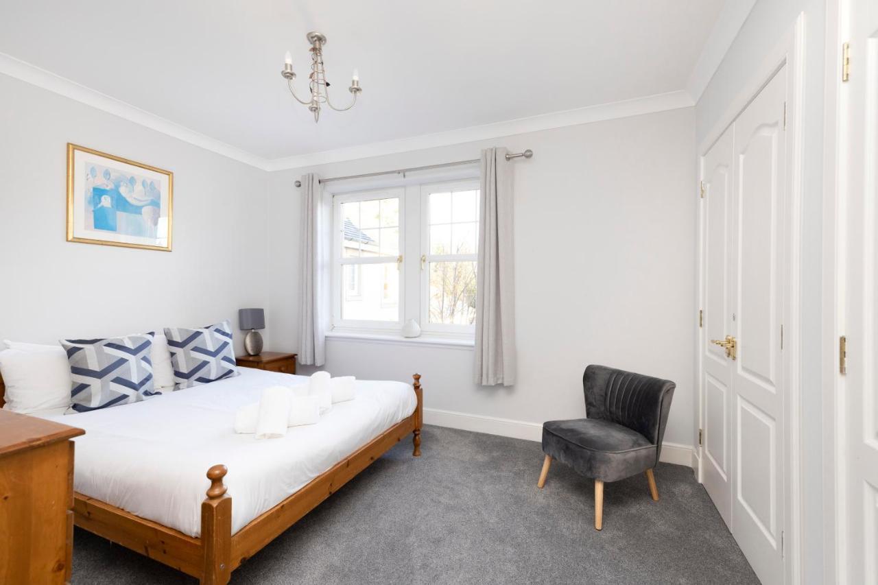 Apartamento Joivy Modern Flat With Free Parking Edimburgo Exterior foto